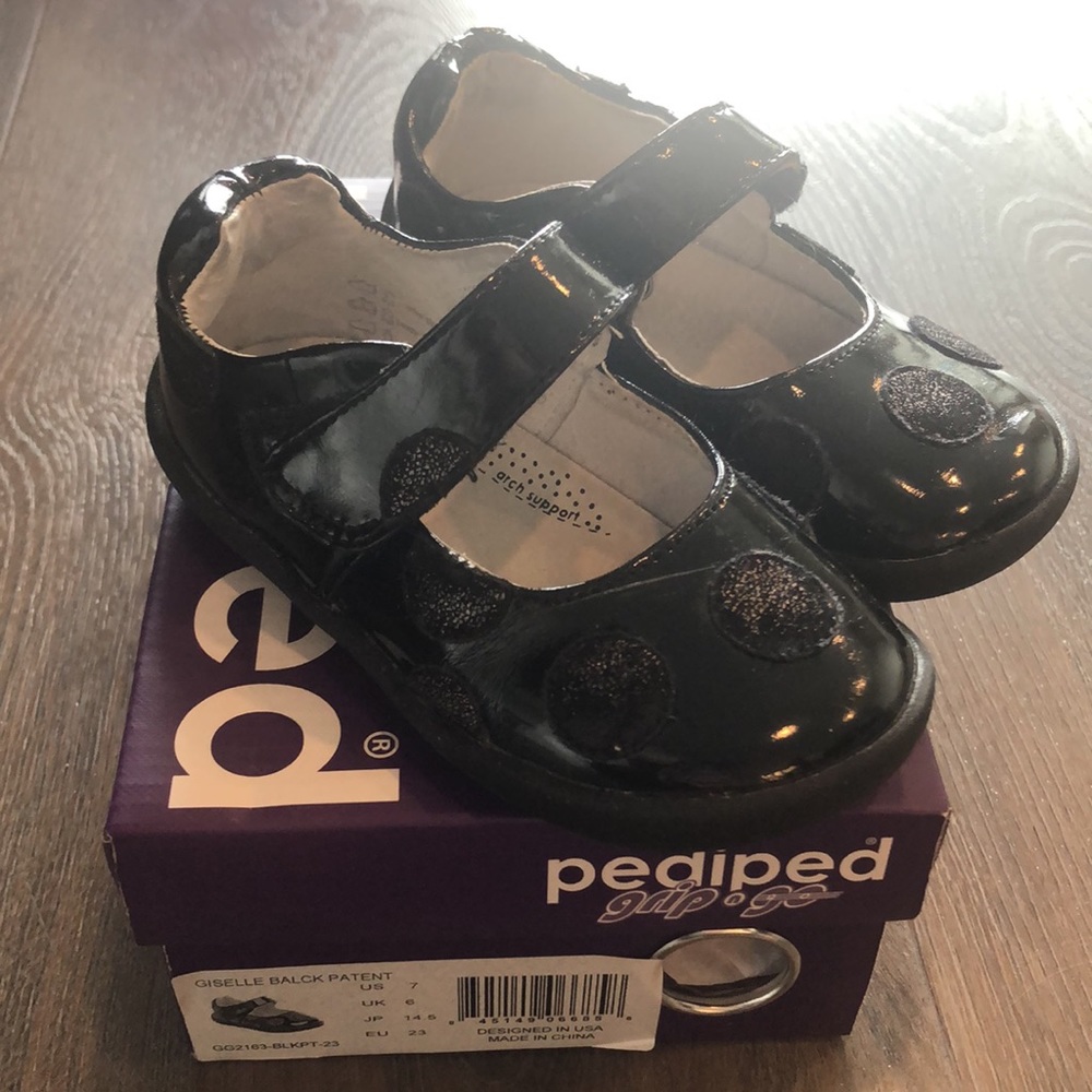 Black Patent Mary Janes